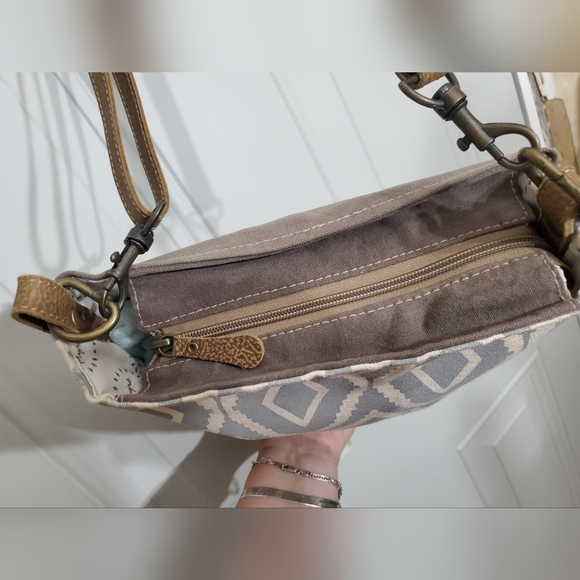 MYRA Bag crossbody calf hair purse - Picture 9 of 10